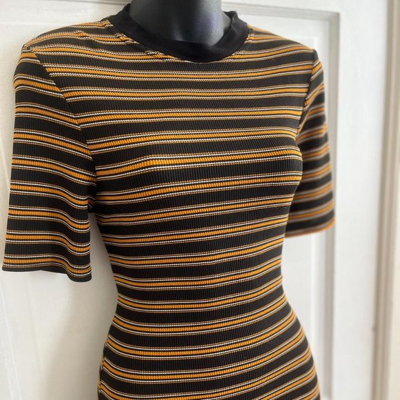 BOOHOO STRIPE RIB SHORT SLEEVE BODYCON MIDI DRESS - Picture 5 of 7